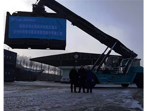 集裝箱正面吊的出車操作方法是什么？